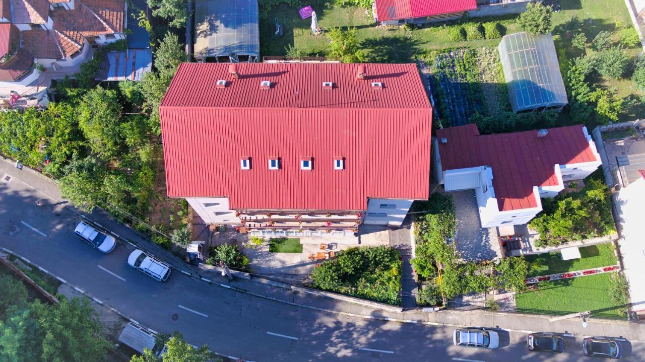 Vila Victoria Râmnicu Vâlcea Exterior foto